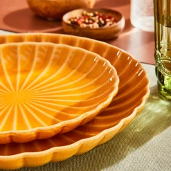 Sale Assiette SUNNY coloris ocre - 4MURS Arts De La Table
