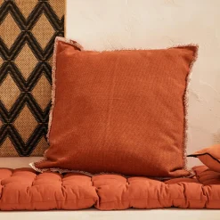 Sale Coussin BURTA coloris brique 60 x 60 cm - 4MURS Coussins