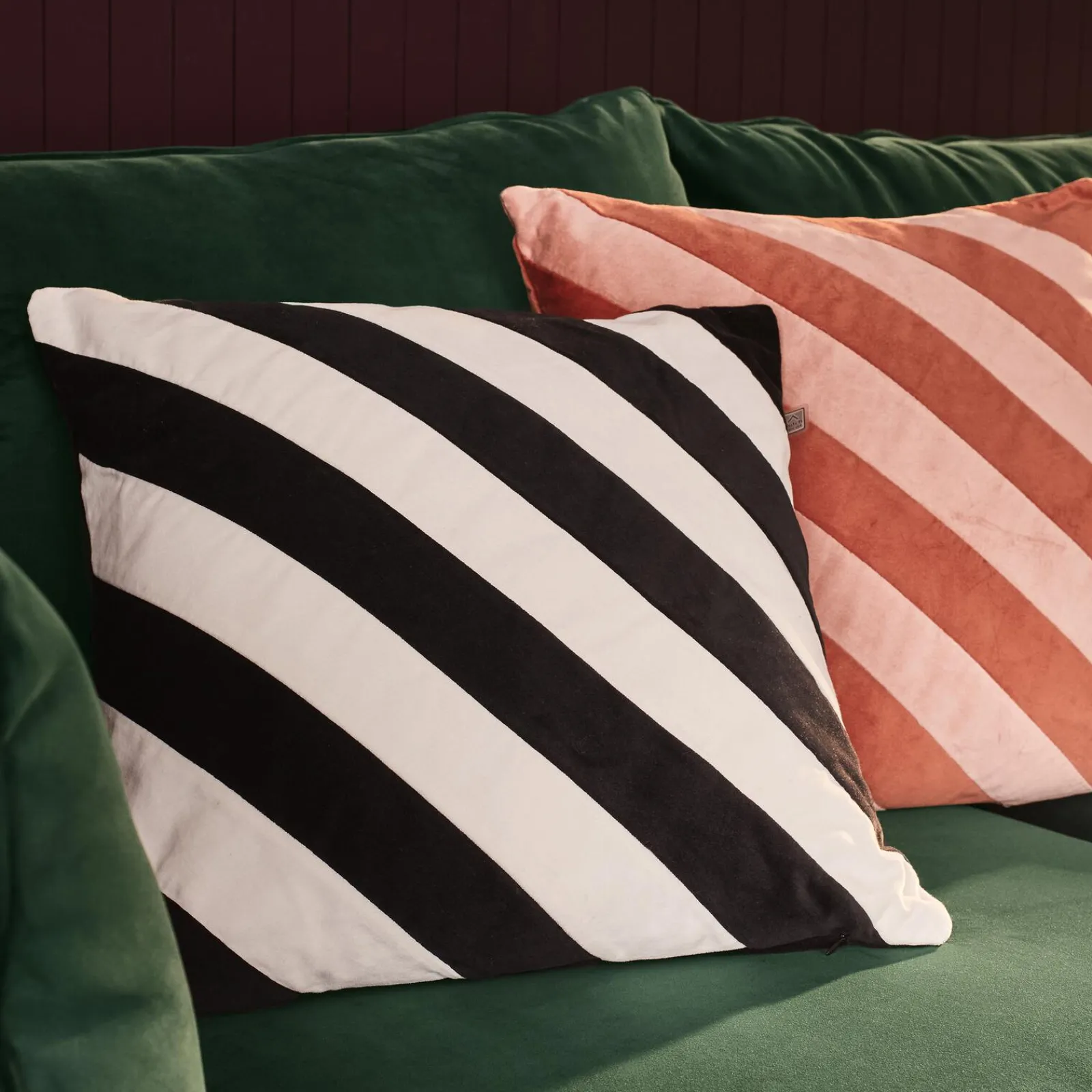 Best Coussin ELBY coloris noir/blanc 45 x 45 cm - 4MURS Coussins