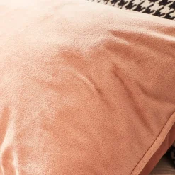 Hot Coussin FYN coloris nude orangé 30 x 50 cm - 4MURS Coussins