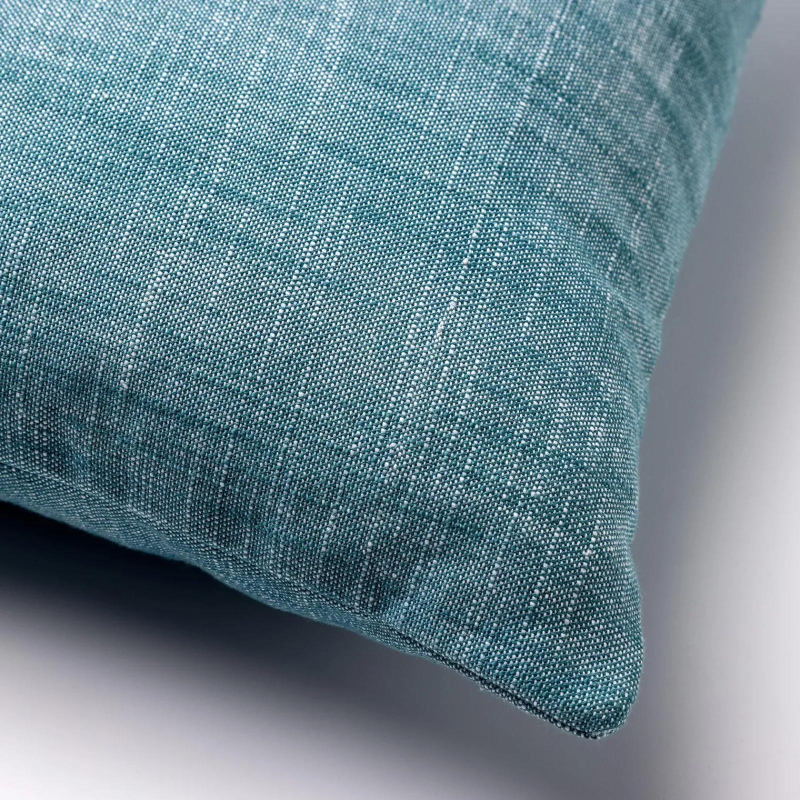 Clearance Coussin NATY coloris vert bleuté 45 x 45 cm - 4MURS Coussins