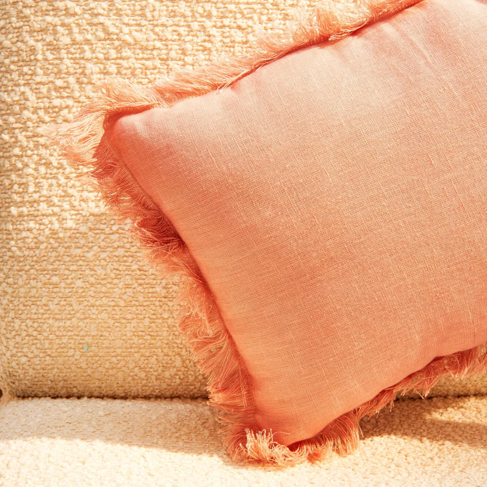 Outlet Coussin NAYA coloris Rose cameo 30 x 50 cm - 4MURS Coussins