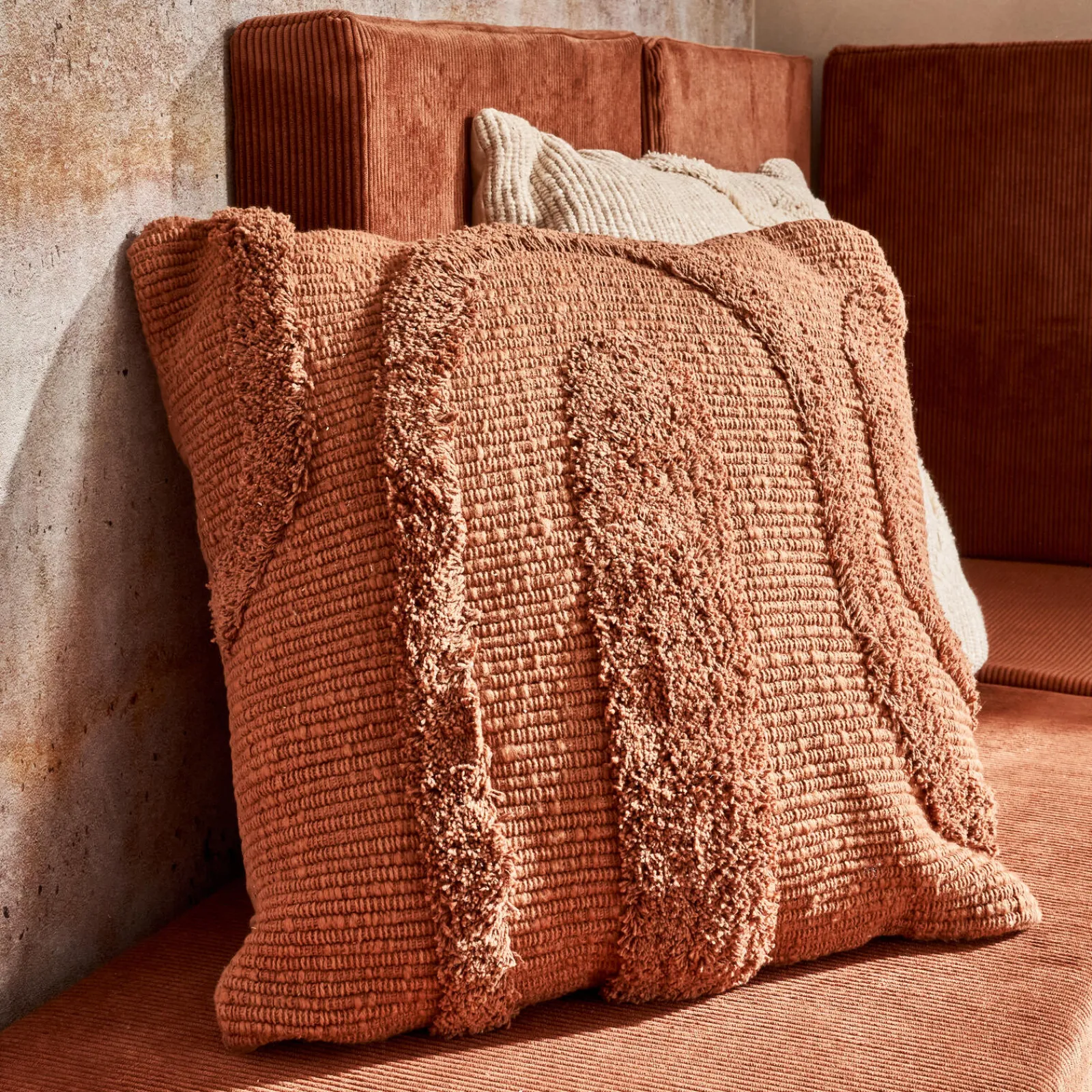Discount Coussin TIKIA coloris marron 45 x 45 cm - 4MURS Coussins