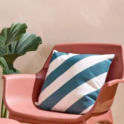 Clearance Coussin ZENO coloris vert 45 x 45 cm - 4MURS Coussins