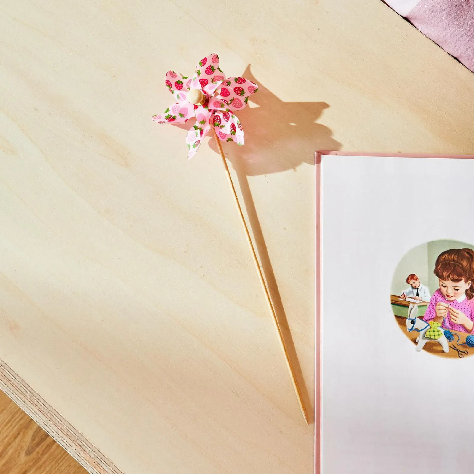 Online Figurine MOULIN coloris rose - 4MURS Enfant Déco Enfant|Objets Déco