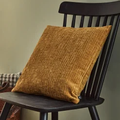 New Coussin MEANDOR coloris Brun ocre 44 x 44 cm - Coussins
