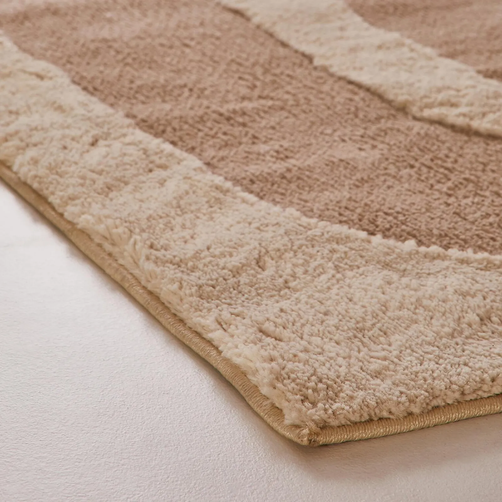 New Tapis ORAN coloris ivoire sable 160 x 230 cm - 4MURS Tapis